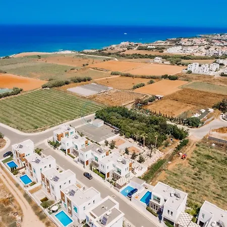 Dream 3bdr With Private Pool Near The Beach! Paralimni