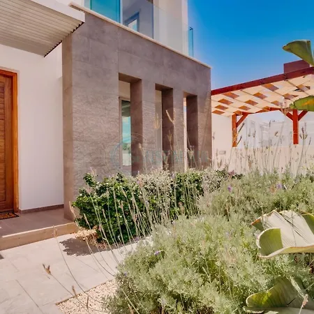 Villa Dream 3bdr With Private Pool Near The Beach! Paralimni