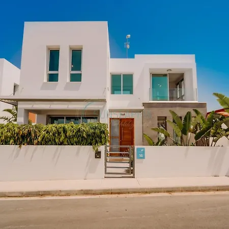 Villa Dream 3bdr With Private Pool Near The Beach!