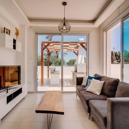 Villa Dream 3bdr With Private Pool Near The Beach! Paralimni