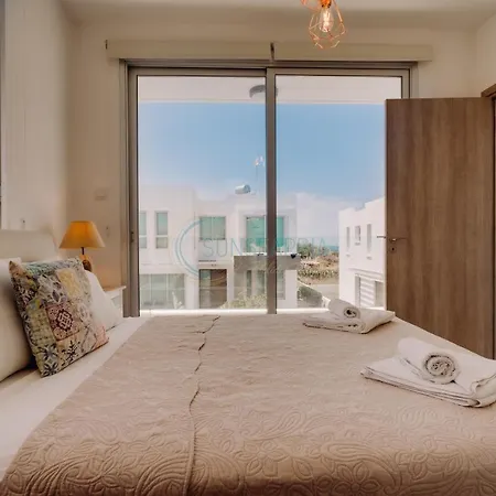 Dream 3bdr With Private Pool Near The Beach! Paralimni