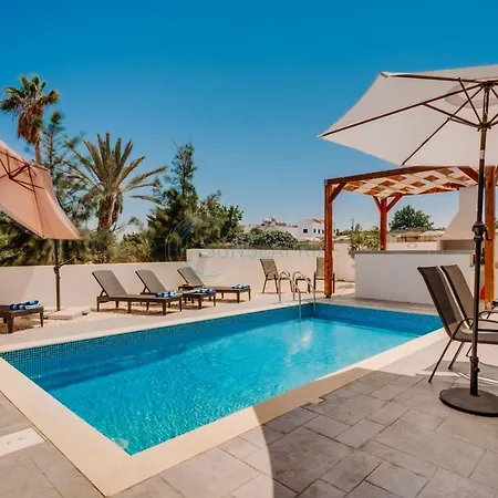 Dream 3bdr With Private Pool Near The Beach! * Paralimni