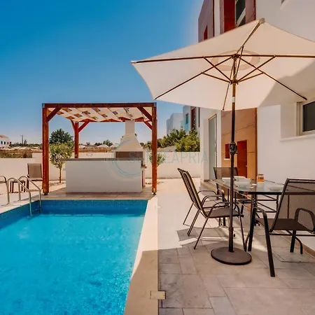Dream 3bdr With Private Pool Near The Beach! Villa Paralimni